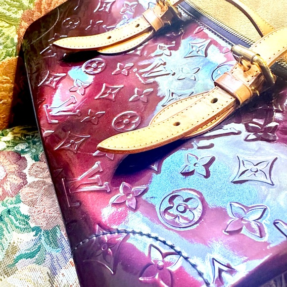 WOW POSHMARK Louis Vuitton Monogram Vernis Rosewood Avenue Patent Handbag Tote - Picture 5 of 16